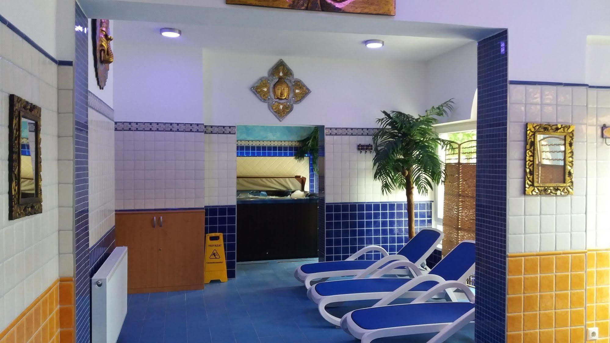 Siesta Club