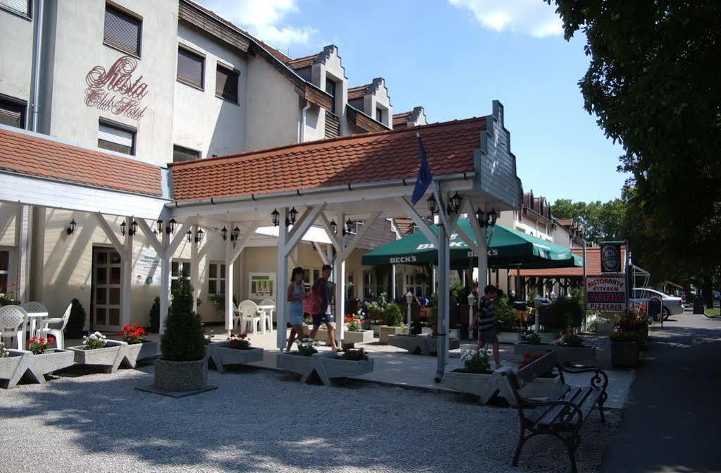 Отель Siesta Club Харканы